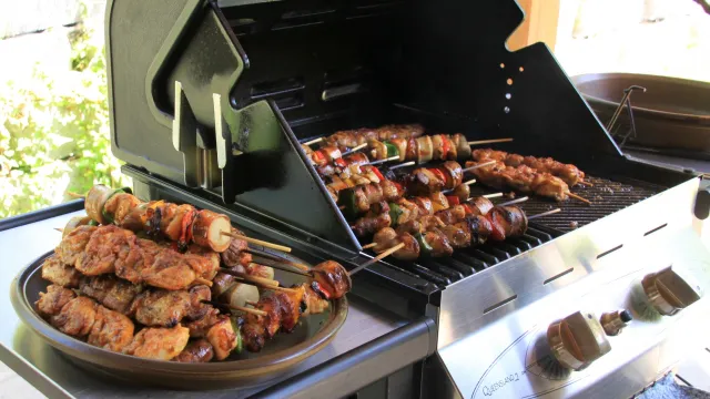 Grillieren (Foto: David Jufer) Grillieren (Foto: David Jufer)