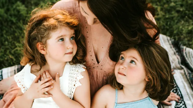 Familie (Foto: Jessica Rockowitz – Unsplash) Familie (Foto: Jessica Rockowitz – Unsplash)